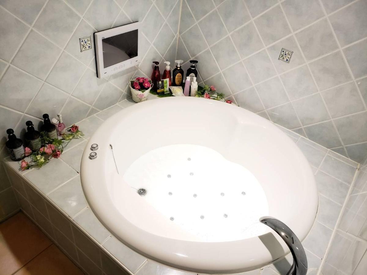 Hotel 螢月ｰhozukiｰ Adult Only Сендай Екстер'єр фото